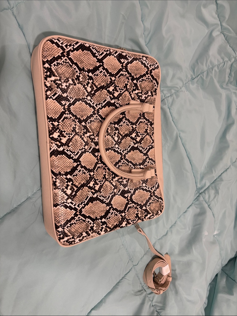 Stylish Snake-Print laptop or tote bagin Beige and Black
